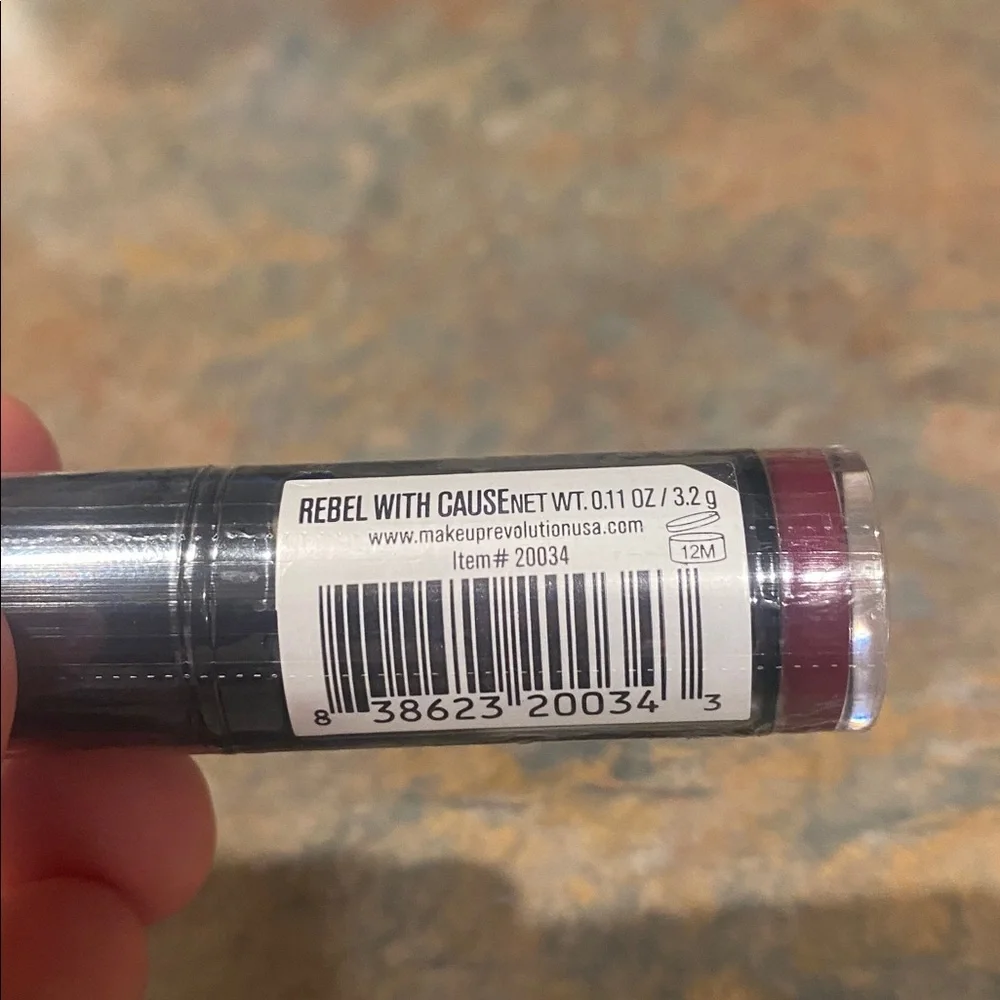 Makeup Revolution Rebel With Cause Lipstick NIP